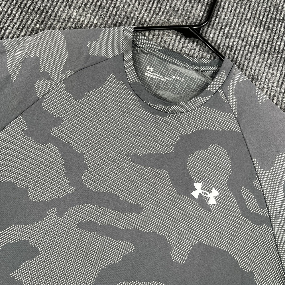 Under Armour Shirt Mens Large Gray Camo Short Sleeve Loose Athletic Gym Active